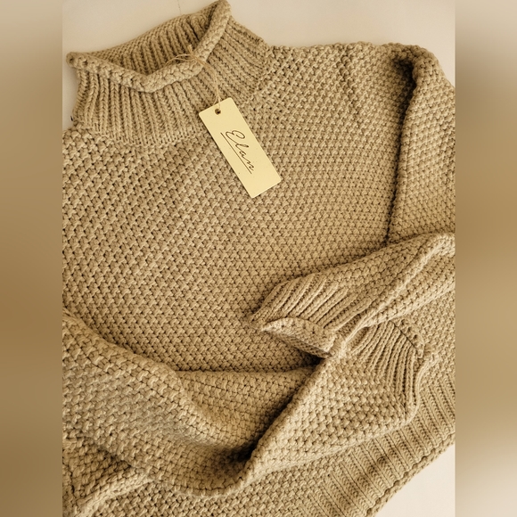 Elan Nothing Quite Like It Sweater NWT - Picture 2 of 9